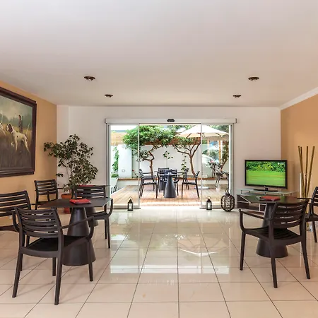 Athena Hotel