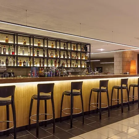 Hotel Athena 3*
